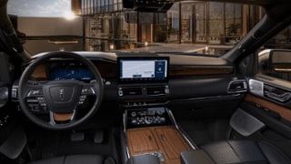 2024 Lincoln Lincoln Navigator Internal Image 2